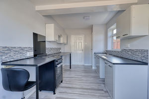 Kitchen/Diner- click for photo gallery